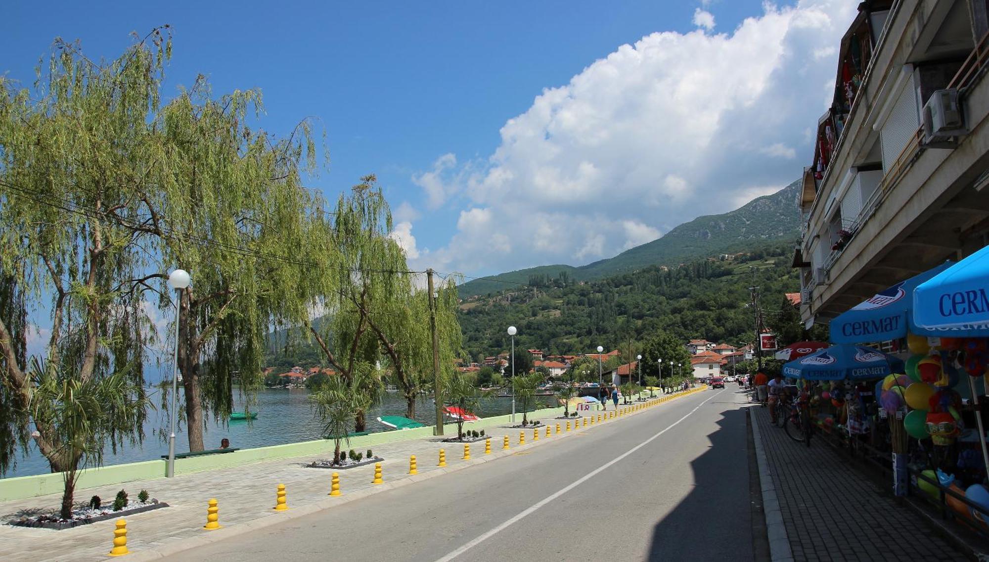 Pension Lale Peštani Buitenkant foto